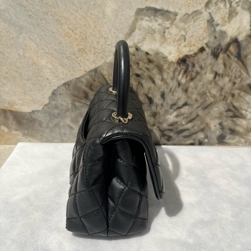 Chanel 黑荔枝淡金Coco Handle Mini-1
