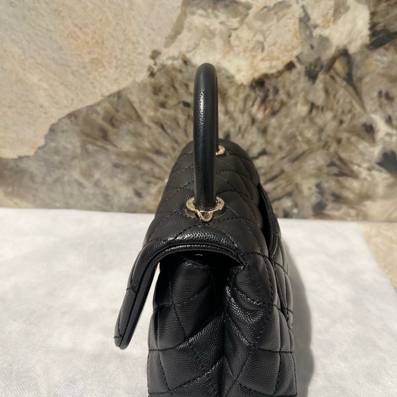 Chanel 黑荔枝淡金Coco Handle Mini-3