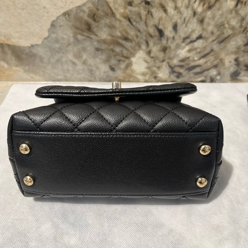 Chanel 黑荔枝淡金Coco Handle Mini-4