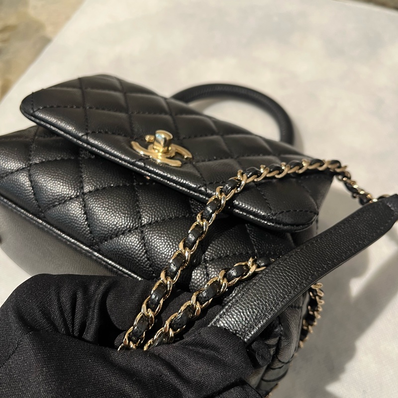 Chanel 黑荔枝淡金Coco Handle Mini-8