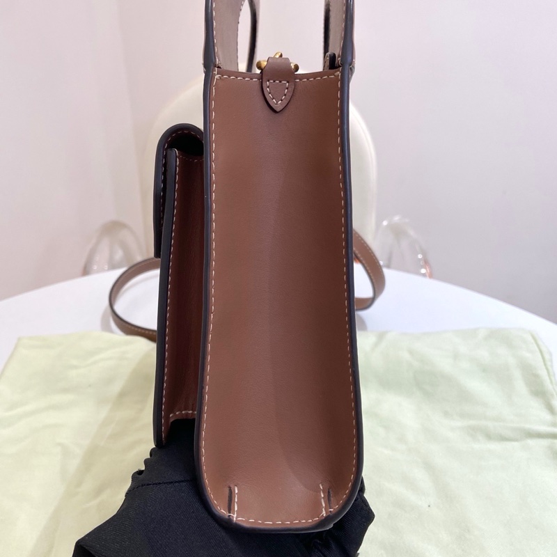 99新Burberry博柏利 米白色拼棕色郵差包  尺寸：23*27*6 附件：塵袋 吊牌。-2