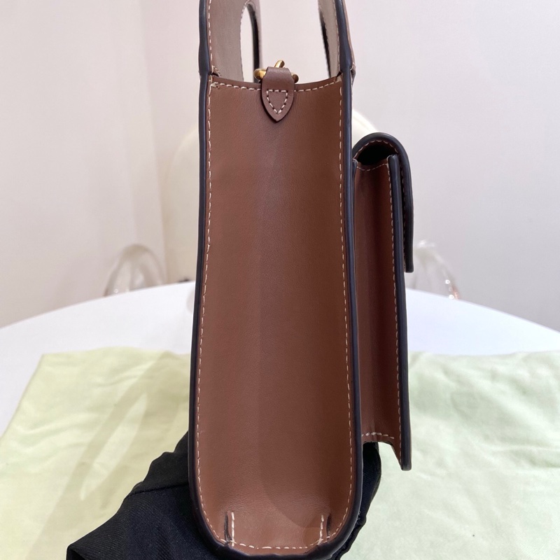 99新Burberry博柏利 米白色拼棕色郵差包  尺寸：23*27*6 附件：塵袋 吊牌。-3