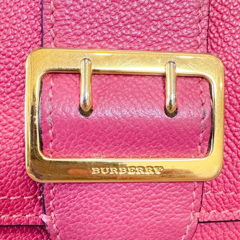 BURBERRY 粉色皮革金屬扣環長夾-21