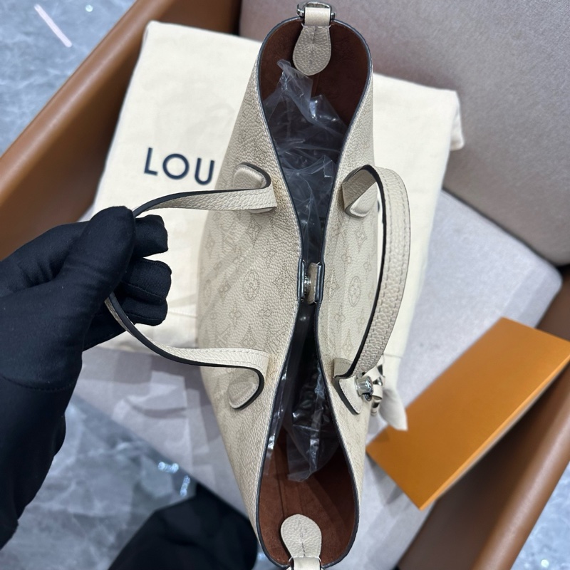 LV/路易威登 blossom月光女神小號手袋米色-7