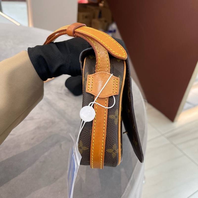 Lv中古開口笑斜挎包97新公價1w➕男女同款-3