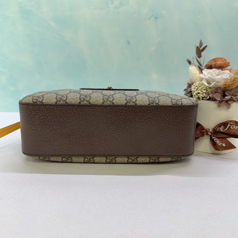 GUCCI Neo Vintage GG Supreme虎頭相機包-5