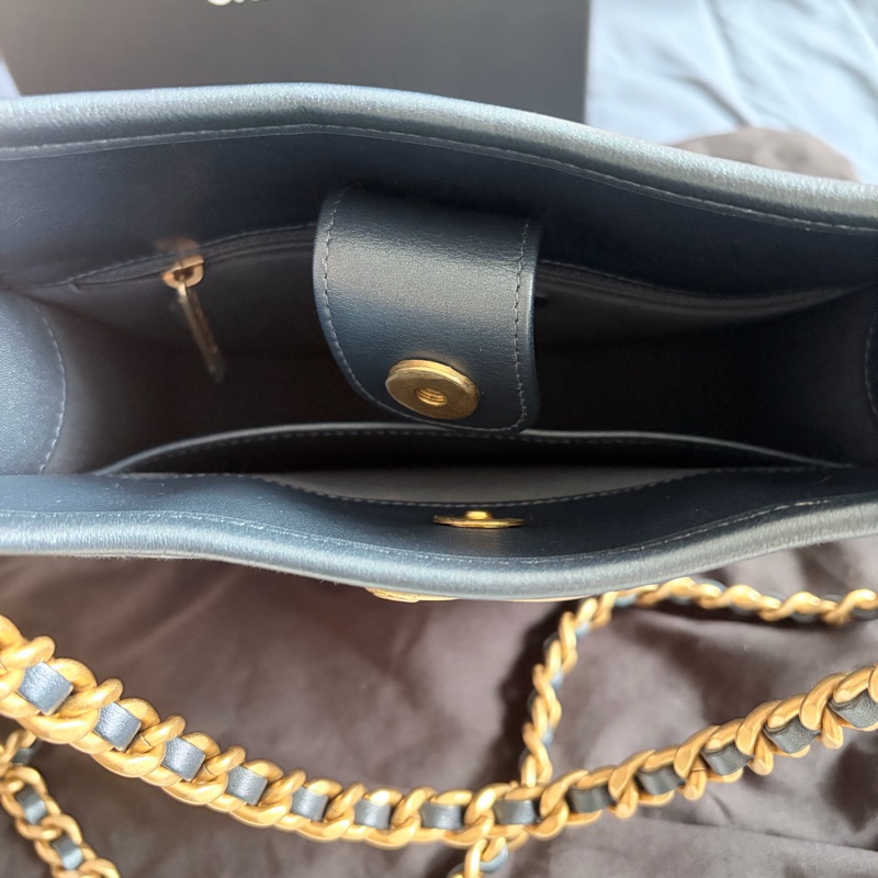 Chanel 24s 牛仔 hobo bag 復古金鏈-8