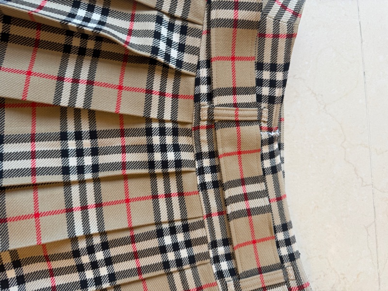 Burberry 百褶短裙❤️❤️❤️-4