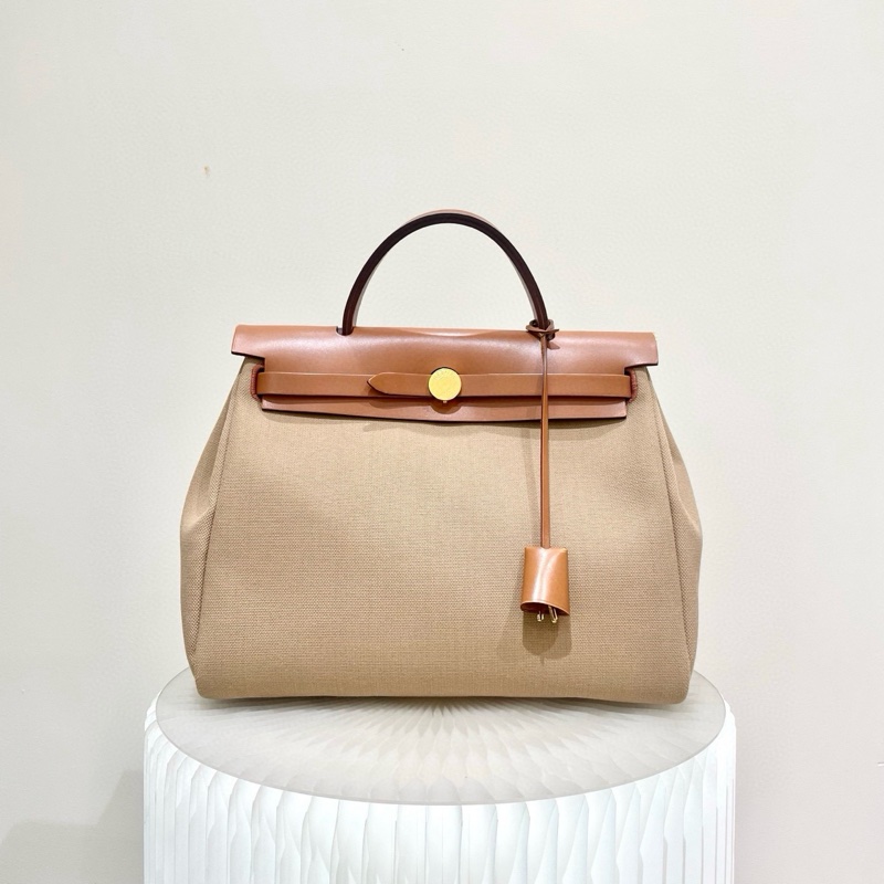 Hermes 愛馬仕herbag31 焦糖拼奶咖色🧋u刻金扣帆布-1