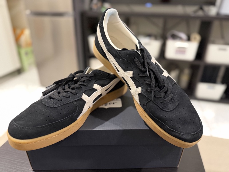 Onitsuka Tiger 黑底白虎爪紋焦糖底 GSM｜1183C436-001 31CM-5
