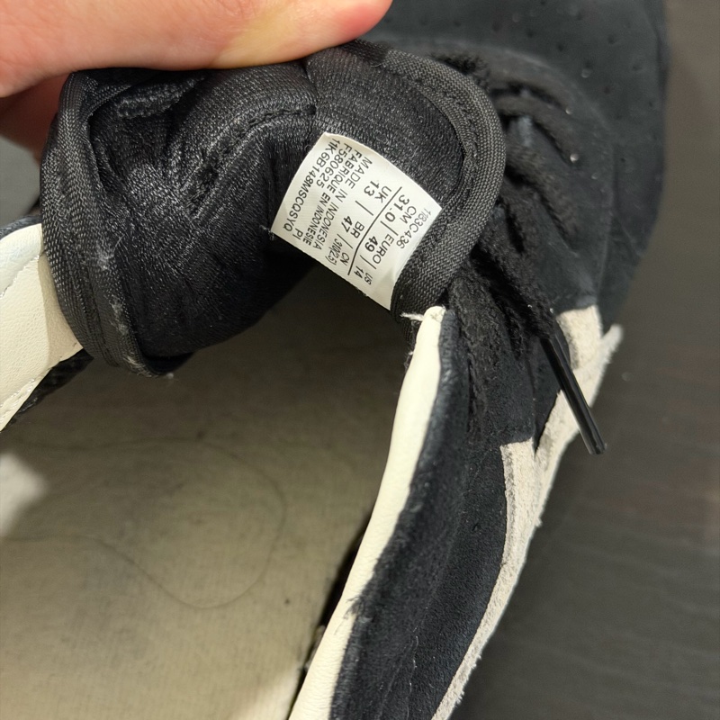 Onitsuka Tiger 黑底白虎爪紋焦糖底 GSM｜1183C436-001 31CM-10