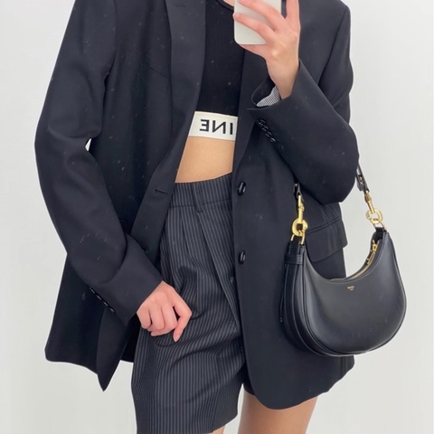 Celine賽琳Ava月牙包🌙黑色牛皮革+金屬拉鍊