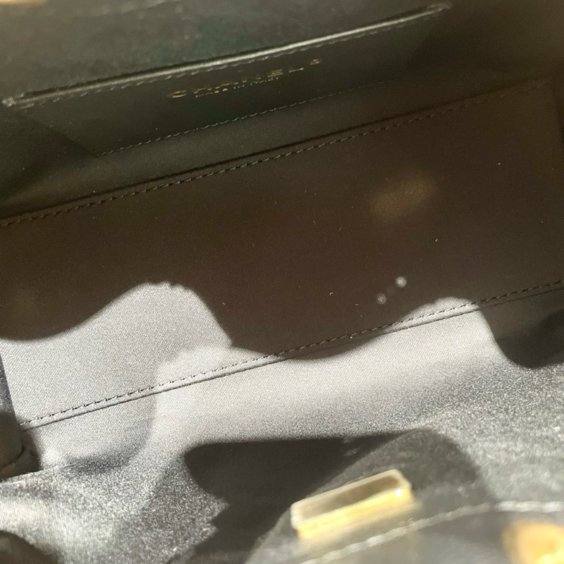 全新！Chanel香奈兒25bagmini手袋✨芯片款 超級難買大爆款🔥荔枝牛黑金上身自帶隨性感-6