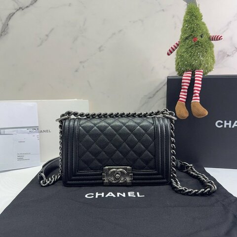 CHANEL BOY 20黑銀荔枝牛