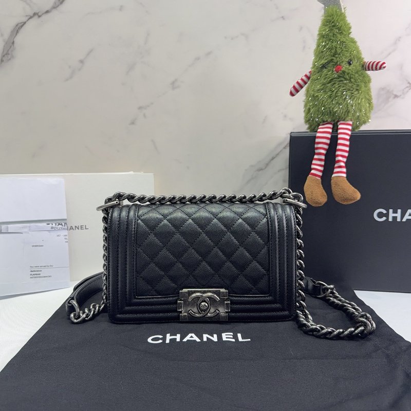 CHANEL BOY 20黑銀荔枝牛-0
