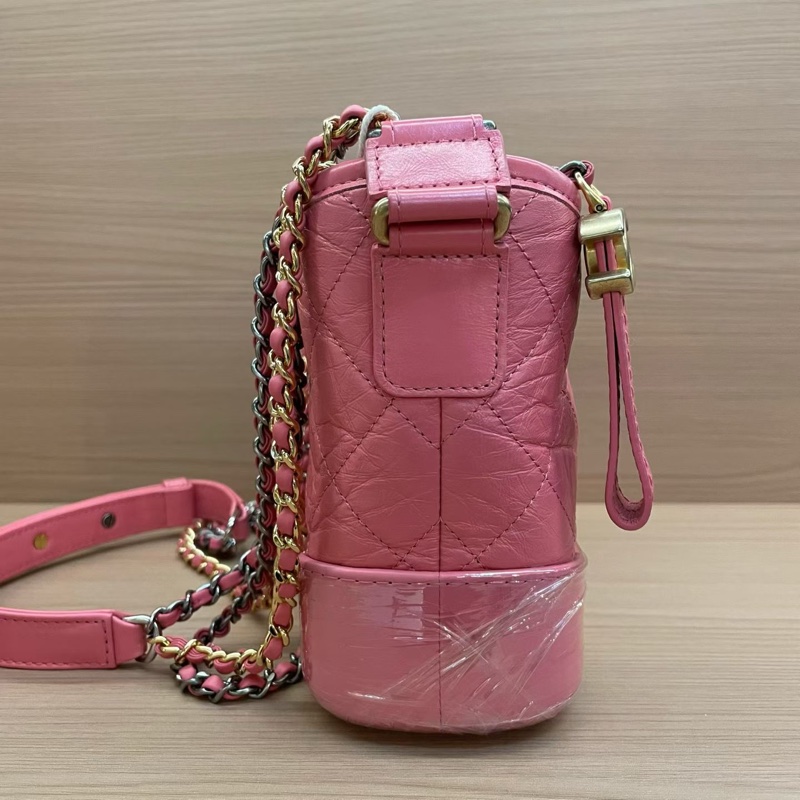 Chanel 香奈兒 流浪包。玫粉金扣 牛皮 小號 2019年 28開 有塵袋 無卡 無盒子 尺寸底長 20*高16*寬8*-4