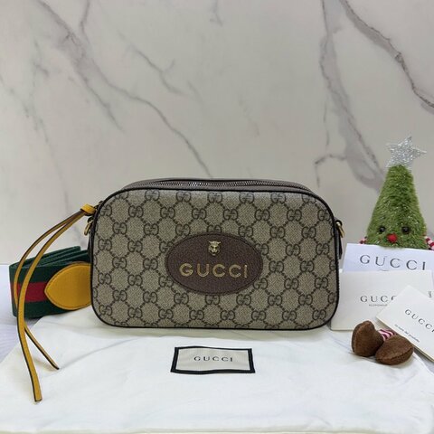 GUCCI GG Supreme帆布虎頭相機包