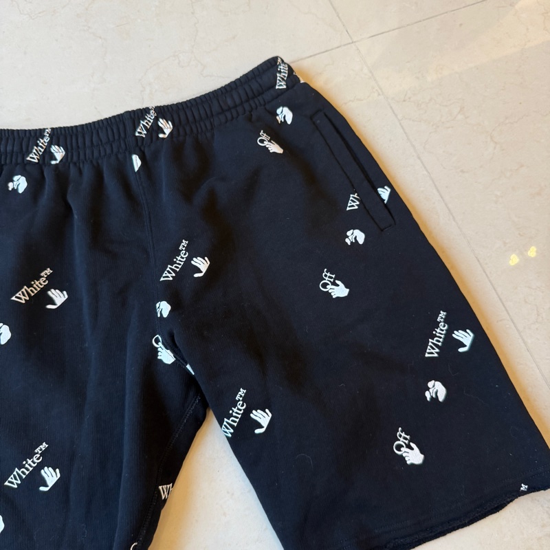 off white 短褲🩳-1