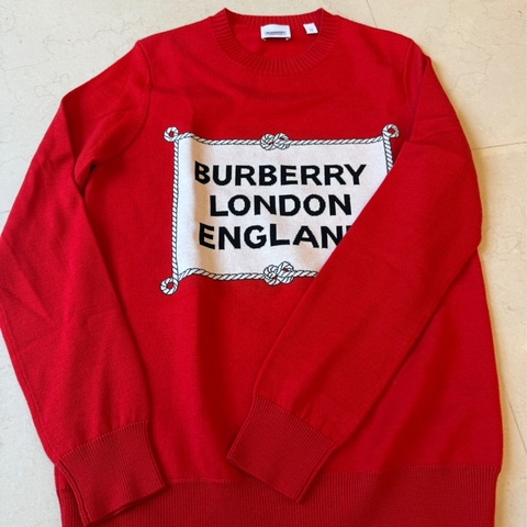Burberry 針織上衣❤️