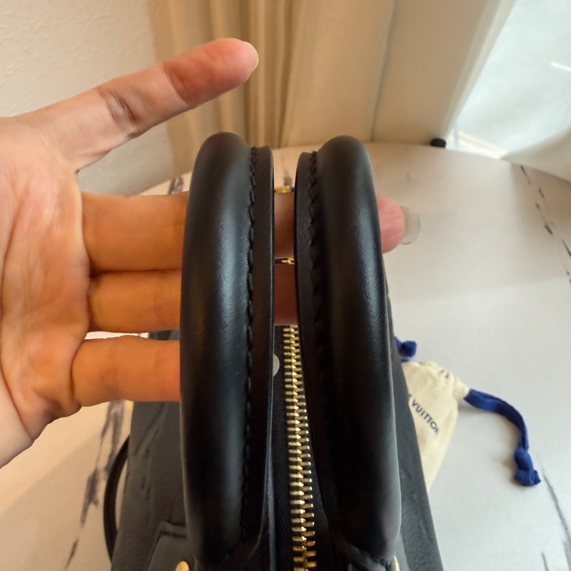 lv speedy20黑壓紋全真皮-4