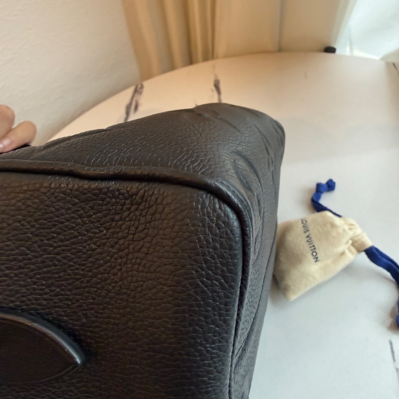 lv speedy20黑壓紋全真皮-9