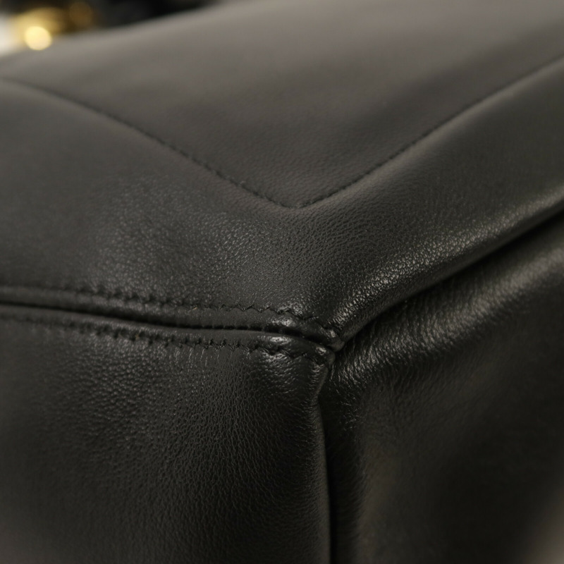 LOEWE 羊皮皮革Small Squeeze Bag鏈帶肩背袋-15