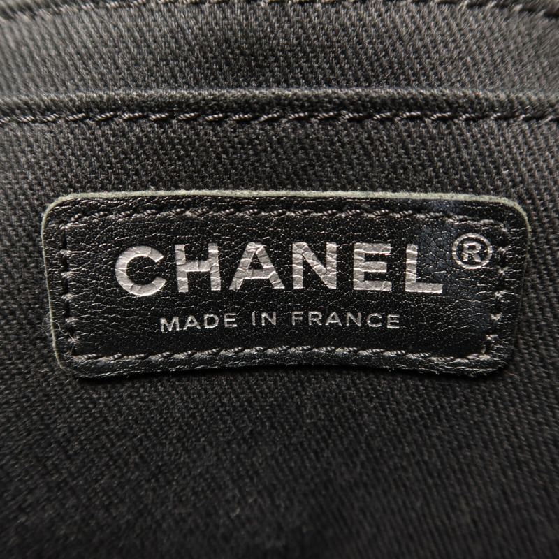 CHANEL 牛皮皮革Bubble Graphic Messenger Bag鏈帶肩背袋-5