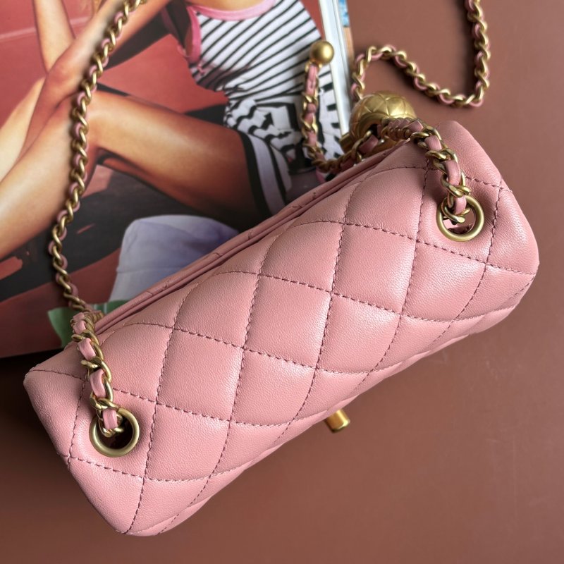 ✨ 金球方胖 ::CHANEL:: DUSTY ROSE 藕粉色經典菱格紋小羊皮小金球可調節鏈帶轉釦斜背包-2