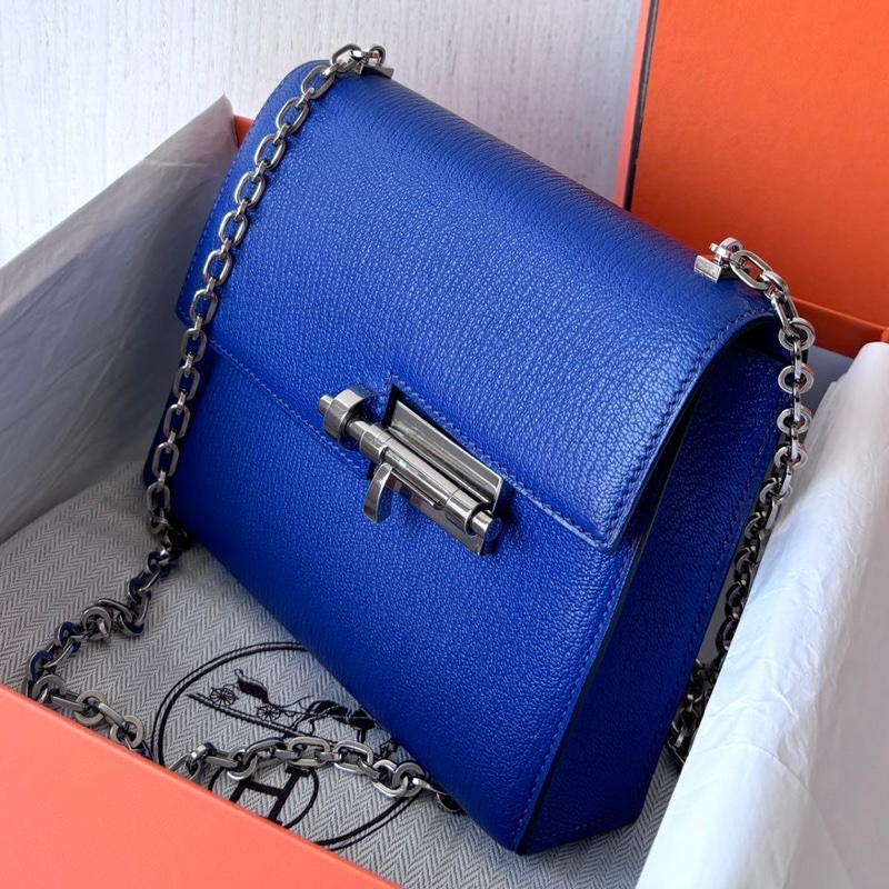 Hermes 電光藍mini verrou手槍包，C刻，山羊皮，前扣五金原膜未撕，包身無磨損-2