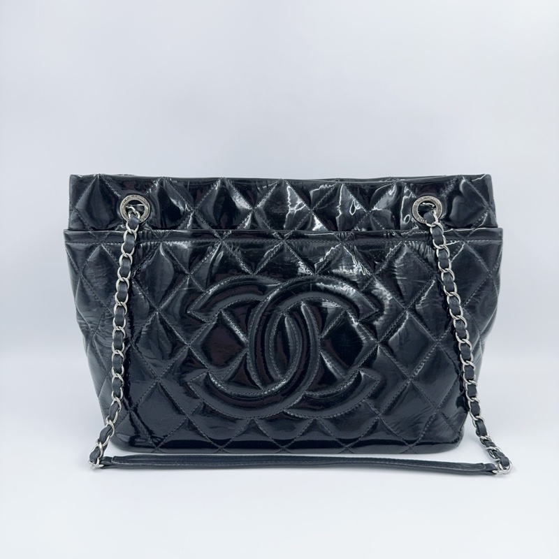 Chanel 漆皮黑色銀釦Gay肩背托特包-1
