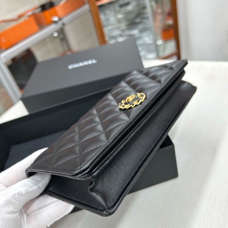 Chanel 24S芯片 黑金羊皮Clutch手拿包 尺寸22*10-6