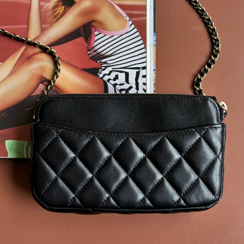 ::Chanel:: Classic Flpa Phone Holder With Chain 經典格紋雙C金釦鍊帶手機包-3