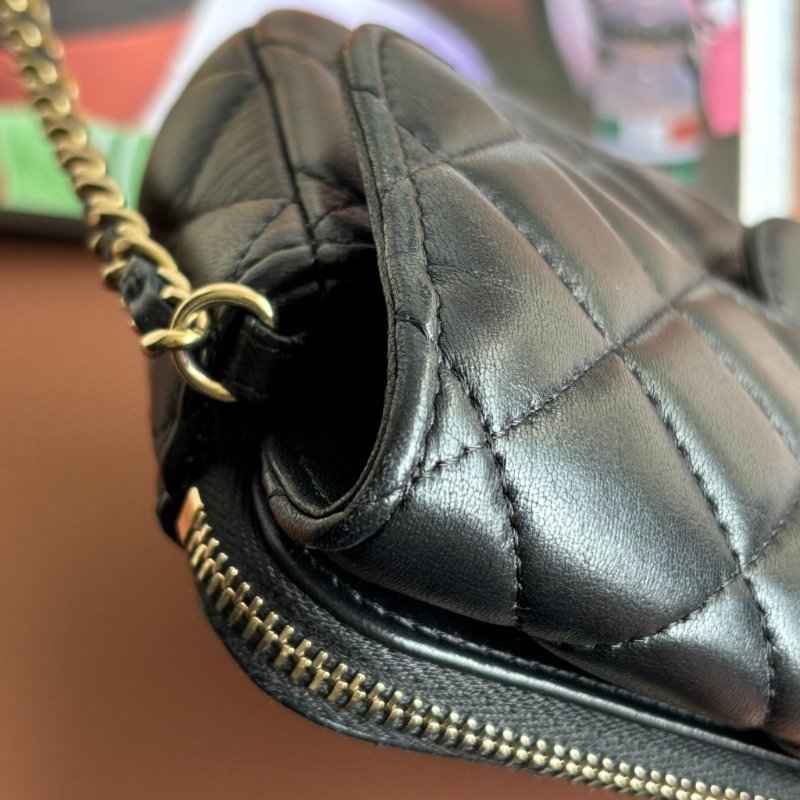 ::Chanel:: Classic Flpa Phone Holder With Chain 經典格紋雙C金釦鍊帶手機包-7