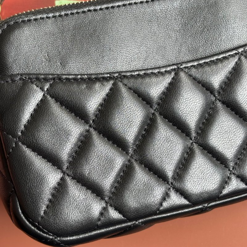 ::Chanel:: Classic Flpa Phone Holder With Chain 經典格紋雙C金釦鍊帶手機包-14