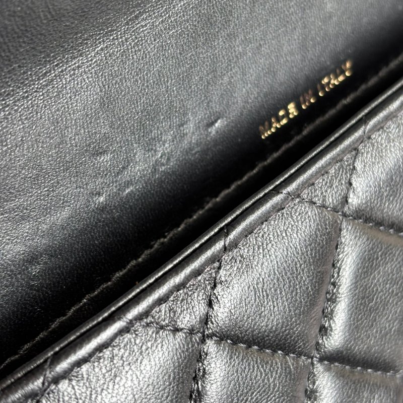::Chanel:: Classic Flpa Phone Holder With Chain 經典格紋雙C金釦鍊帶手機包-23