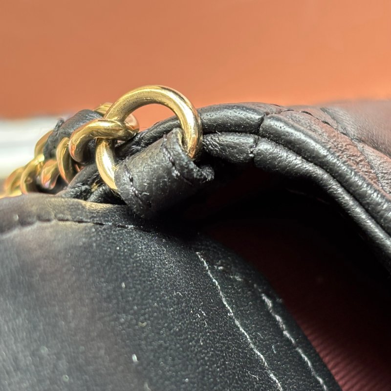 ::Chanel:: Classic Flpa Phone Holder With Chain 經典格紋雙C金釦鍊帶手機包-26