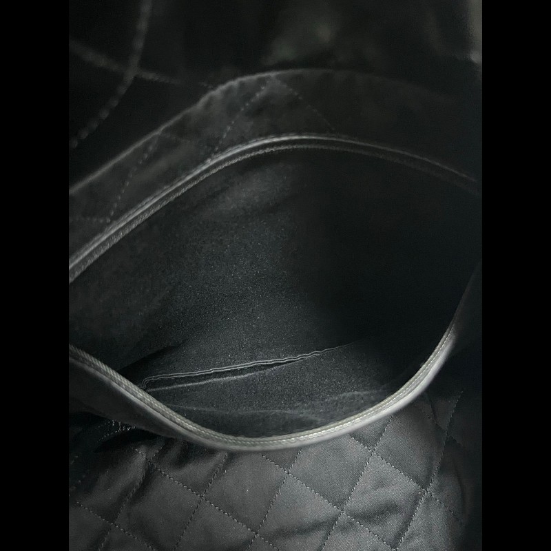 CHANEL 22bag small 
黑金小號牛皮-19