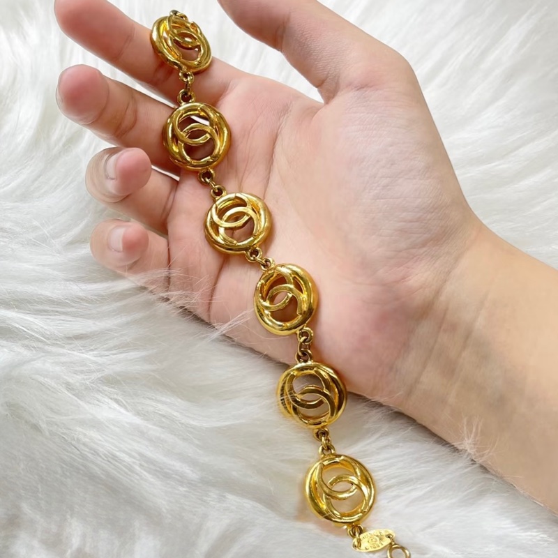 CHANEL金色vintage手鏈-1