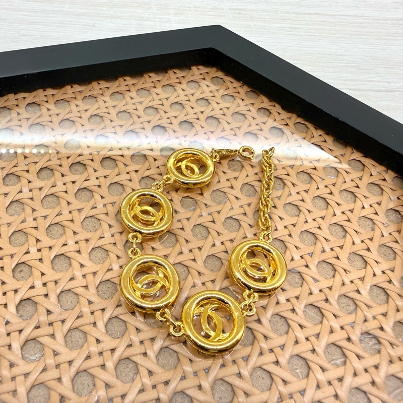CHANEL金色vintage手鏈-5