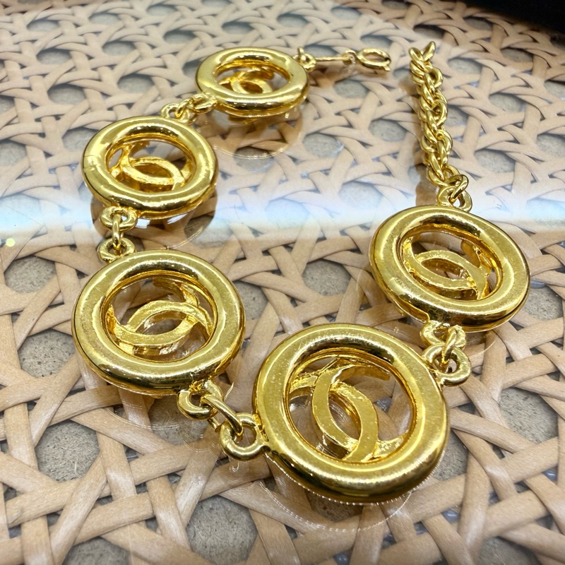 CHANEL金色vintage手鏈-11