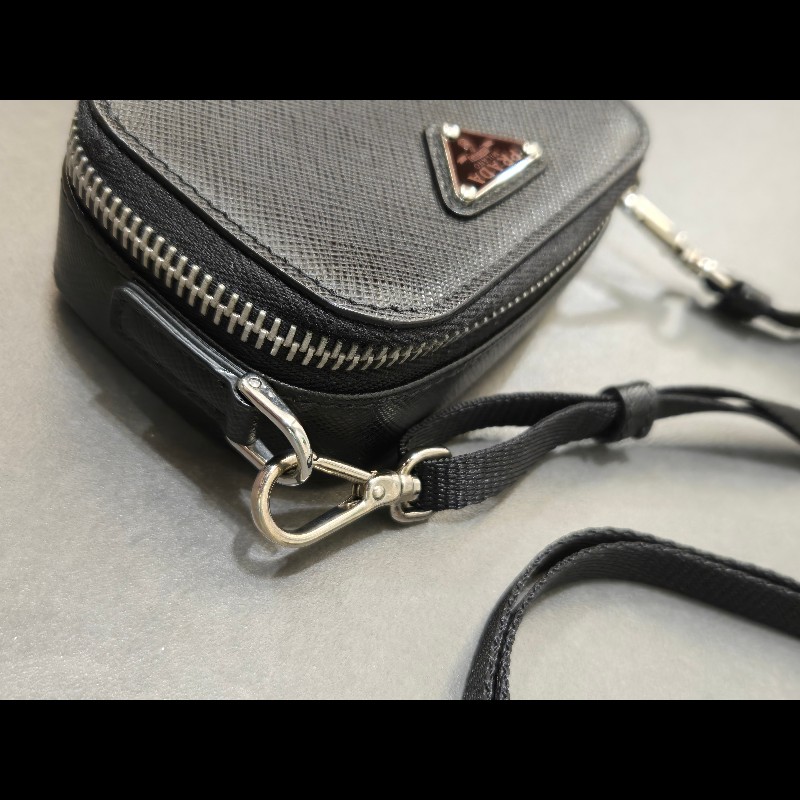 PRADA 普拉達 Saffiano 可拆斜背防刮牛皮零錢卡片小包-8