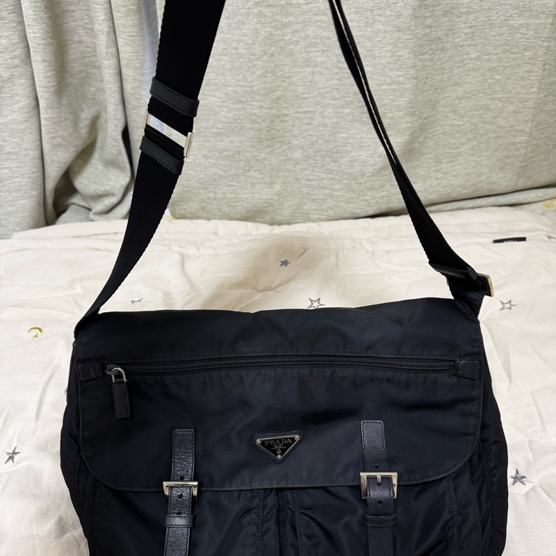 PRADA PATTINA大號郵差包-2