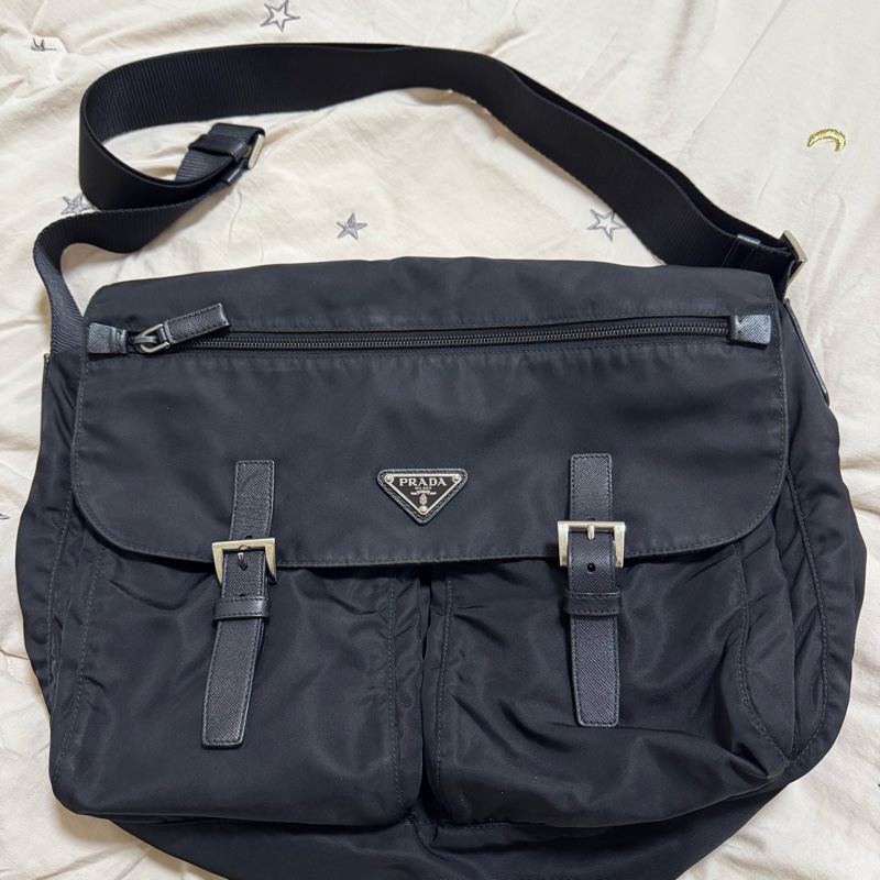 PRADA PATTINA大號郵差包-5
