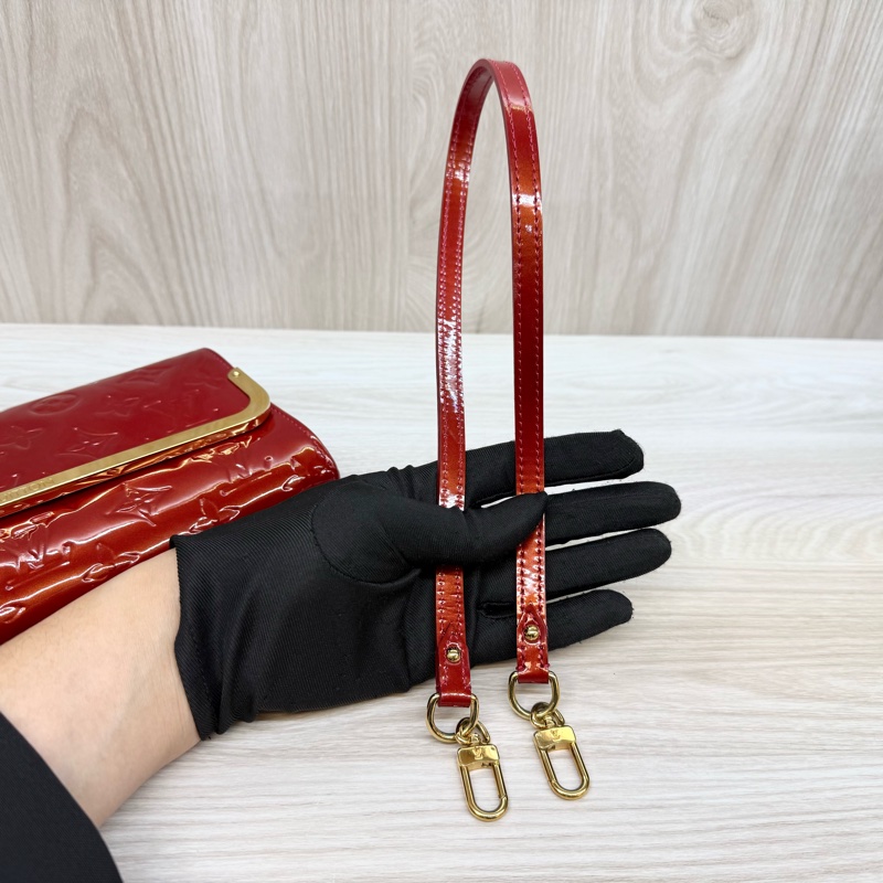 LV紅色漆皮Rossmore MM肩背包M91550-12