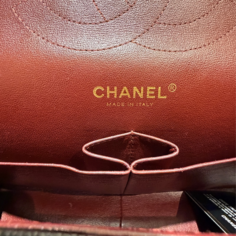 Chanel Classic Flap 30 Bag （99%New，卡、貼、塵袋、盒）-17