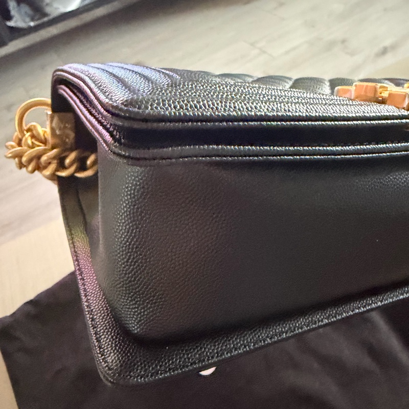 CHANEL香奈兒 黑金BOY 25cm 黑色 小牛皮 菱形紋 復古金鍊 斜背包-4