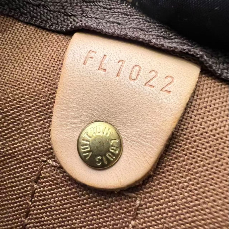 Louis Vuitton Monogram Keepall 50（近全新，塵袋、鎖、鑰匙、吊牌、手把皮環）-19