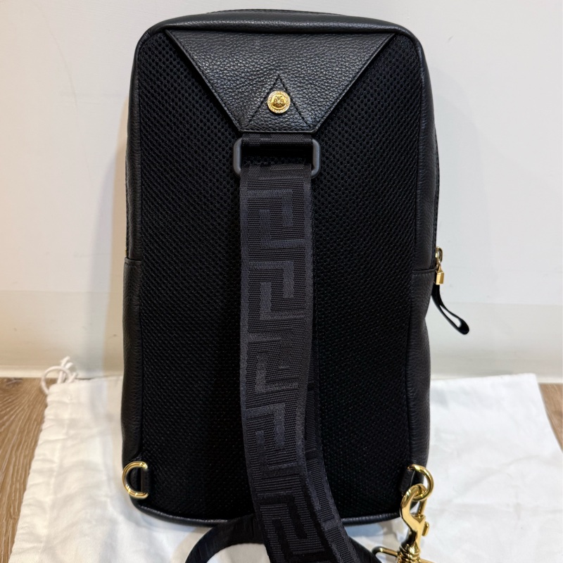 Versace Medusa 凡賽斯美杜莎 經典荔枝紋皮革-6