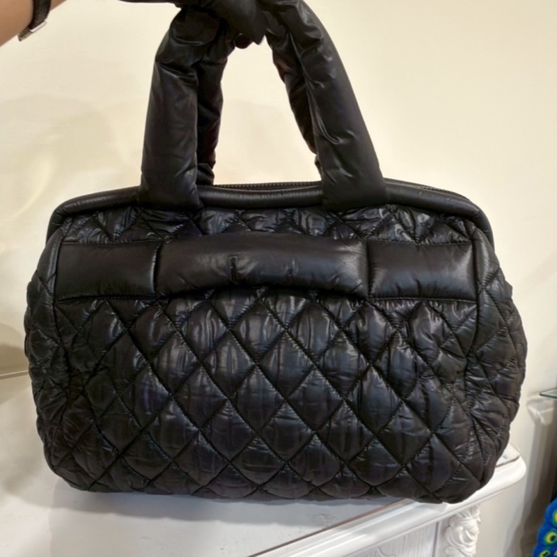 CHANEL香奈兒全黑泡芙羽太空雲朵托特單肩手提包-14
