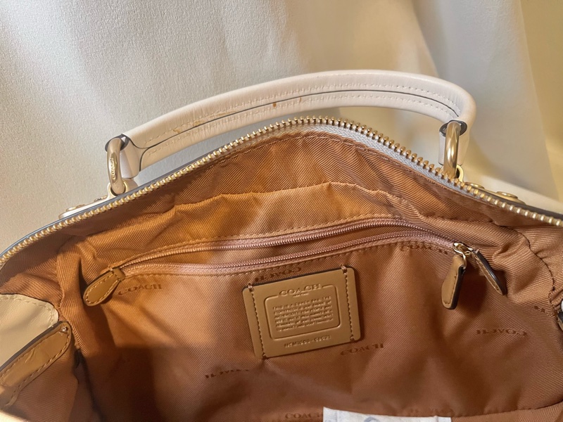 coach 60621 荔枝牛皮醫師包｜米白｜附背帶-9